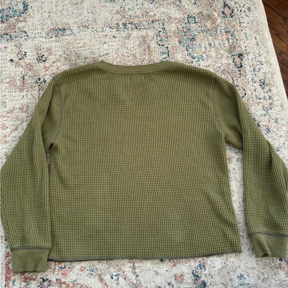 Madewell green split kneck waffle knit long sleeve shirt in medium - Picture 9 of 11